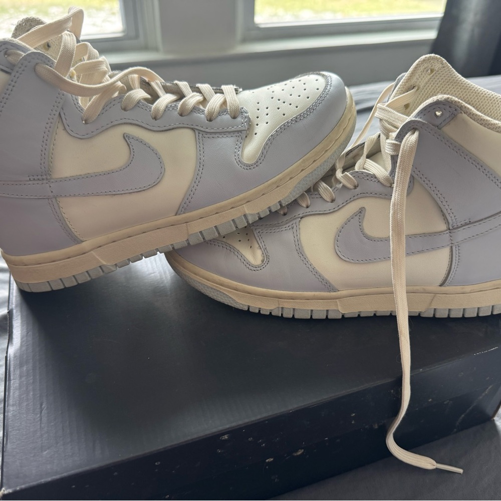 Nike Men's aHigh-Top Sneakers